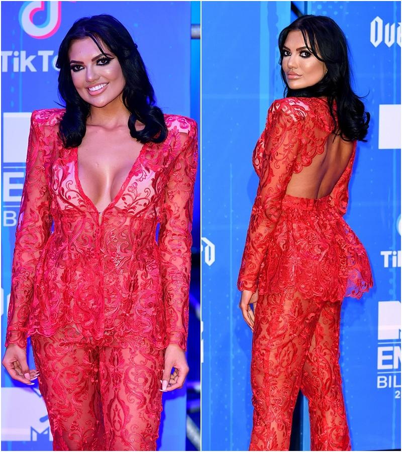 Những bộ trang phục thừa lồng lộn nhưng thảm họa nhất tại lễ trao giải MTV EMA 2018-8