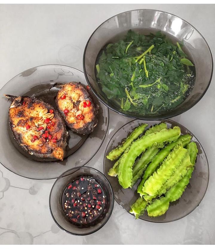 Lan Khuê lại tiếp tục trổ tài nấu ăn cho ông xã, khiến đồng nghiệp và fans hết lời khen ngợi-7