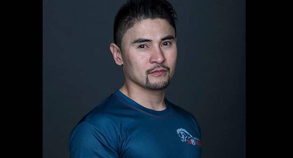 Nam diễn viên phim Biệt đội đánh thuê chết thật sau màn treo cổ giả vờ ngày Halloween-1