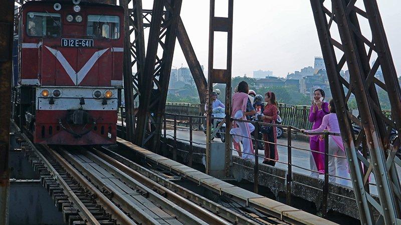 Cô gái Hà thành mạo hiểm tính mạng chỉ để có một bức ảnh đẹp-10