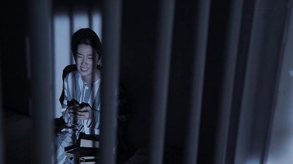 Gạo nếp gạo tẻ tập 80: Ngồi trong tù mà Thúy Ngân vẫn lớn tiếng trách cha mắng chị không giúp mình-15