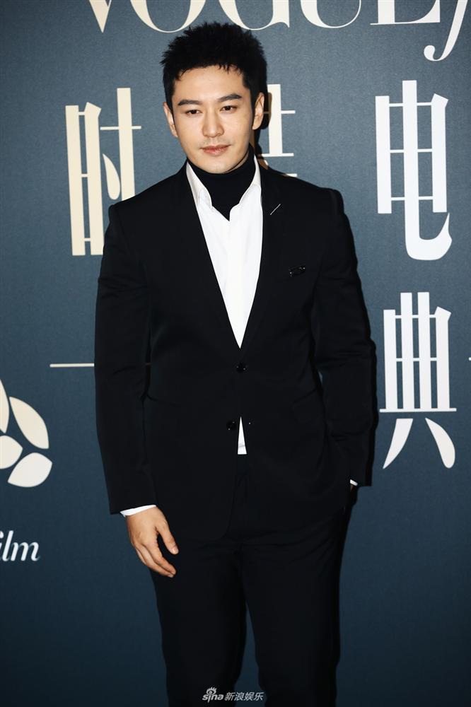 Thảm đỏ hot nhất Cbiz hôm nay: Triệu Vy so kè nhan sắc bên dàn mỹ nhân đàn em Dương Mịch, Angela Baby-11