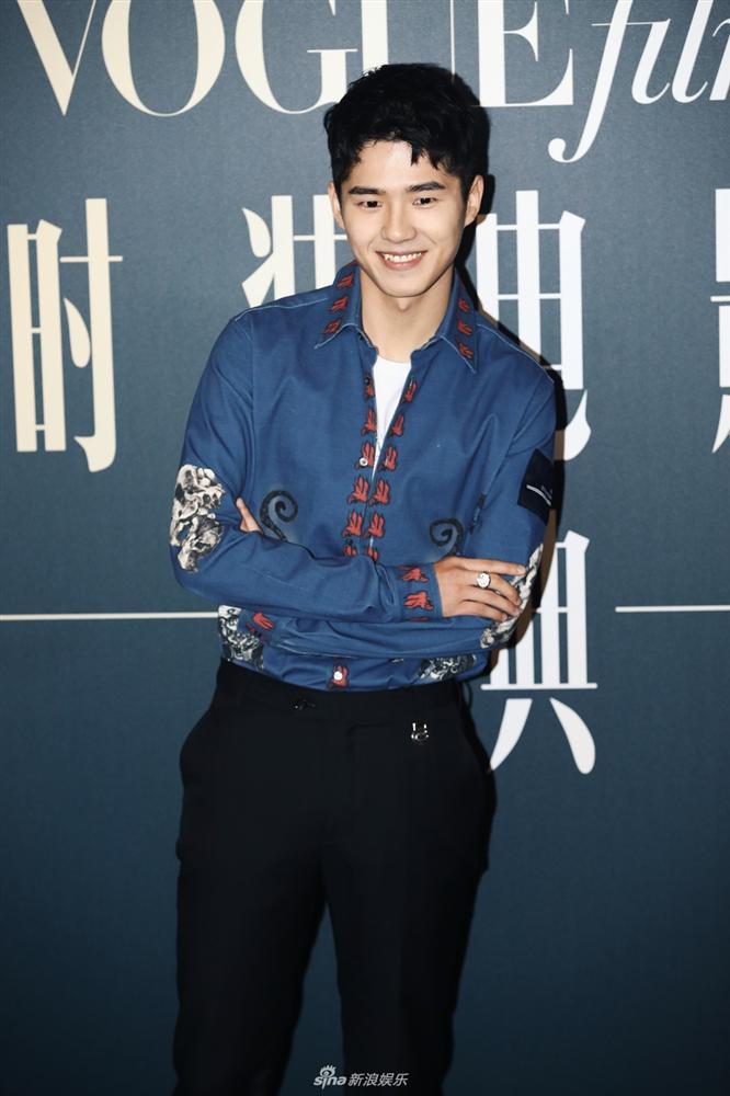 Thảm đỏ hot nhất Cbiz hôm nay: Triệu Vy so kè nhan sắc bên dàn mỹ nhân đàn em Dương Mịch, Angela Baby-12