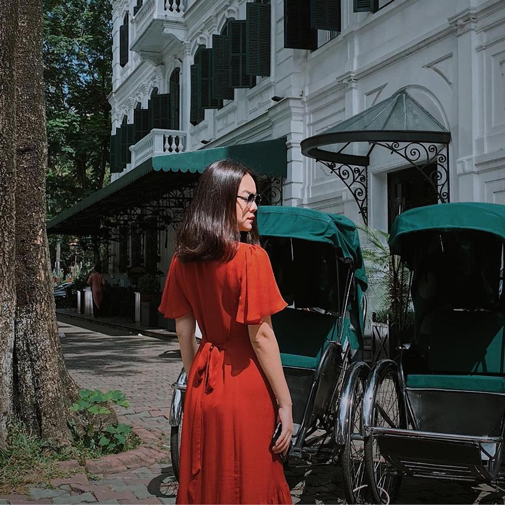 Ra viện sau sinh, Diệp Lâm Anh chất chơi hết phần thiên hạ - Sơn Tùng M-TP chuyển sang phong cách shipper-9