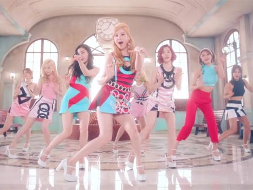 Nhóm nam sinh Huế cover hit của SNSD gây bão dù vũ đạo không chuyên nhưng đáng yêu hết phần thiên hạ