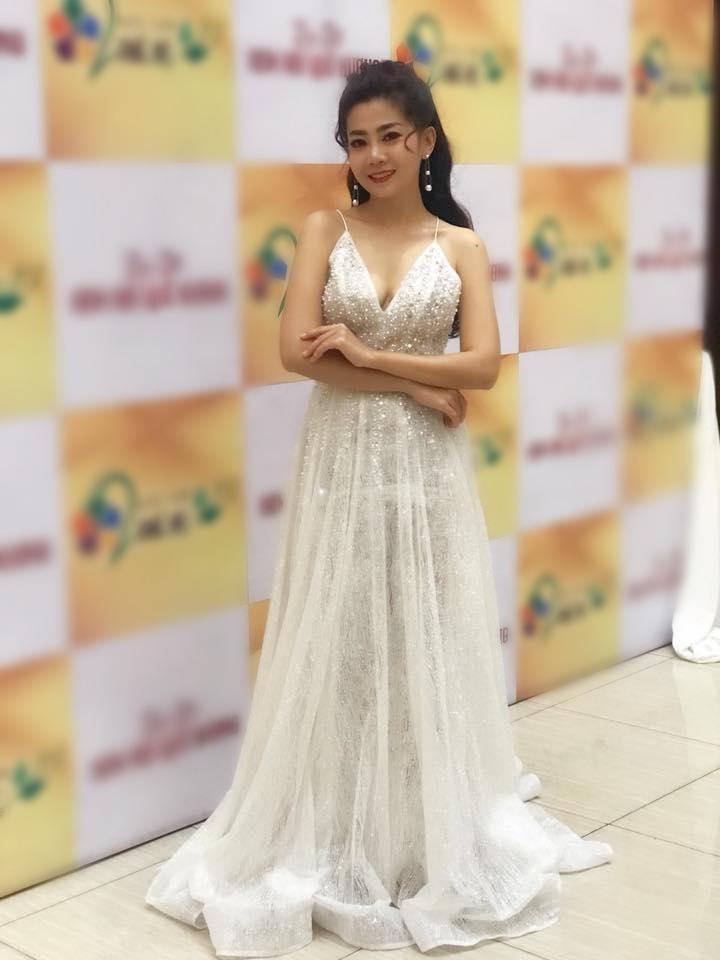 Vừa điều trị ung thư vừa chạy show đến rã rời, diễn viên Mai Phương vẫn khoe ảnh xinh như công chúa-3