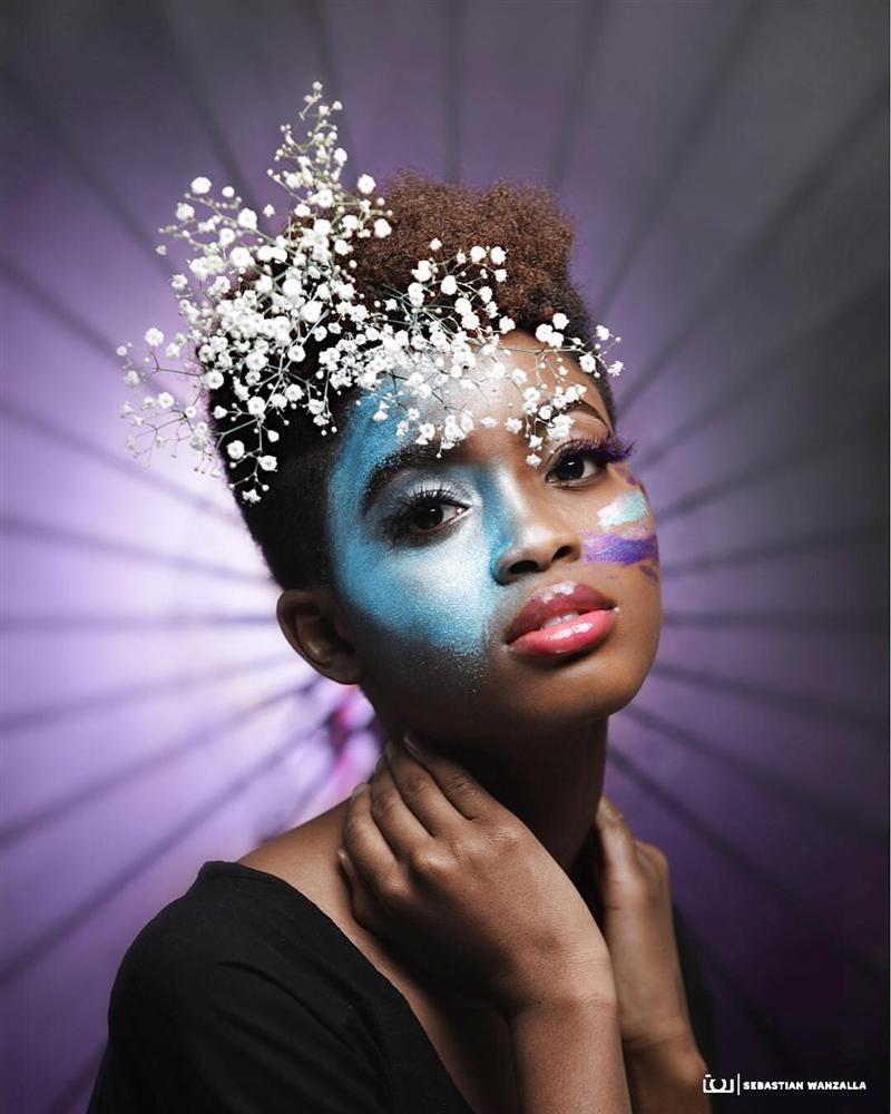 Đại diện Kenya xuất hiện khiến HHen Niê không còn là thí sinh tóc tém duy nhất tại Miss Universe 2018-8