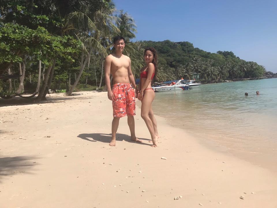 Trang Lou bị lép vế khi khoe ảnh em gái họ cùng chung chăn gối cả thời tuổi thơ-5