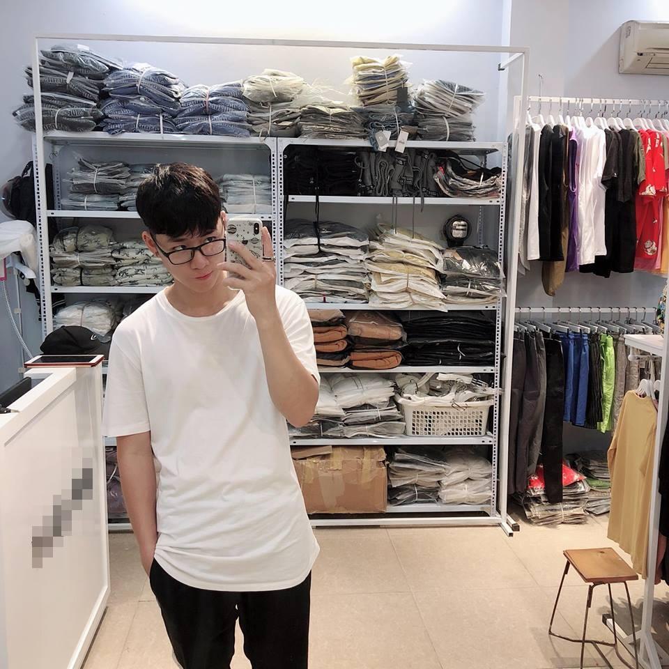 Trang Lou bị lép vế khi khoe ảnh em gái họ cùng chung chăn gối cả thời tuổi thơ-8