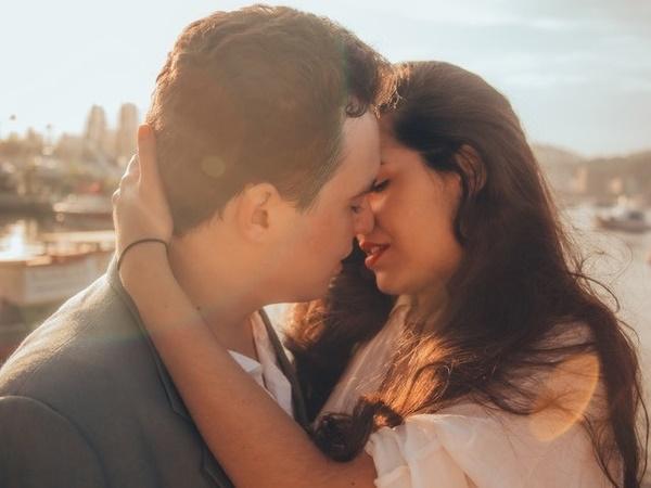 Thử phá nát mỹ phẩm của bạn gái, chàng trai mất 8 triệu để mua lại còn nhận cái kết cay đắng-3