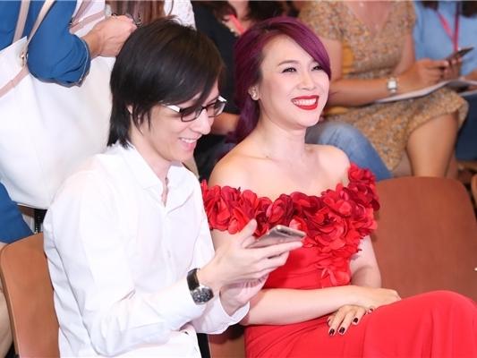 Nổi tiếng chiều fan, Mỹ Tâm lần đầu tranh luận gay gắt khi khán giả nói xấu người yêu tin đồn