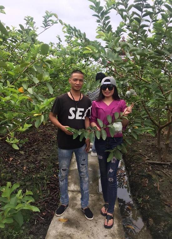 Hé lộ những hình ảnh xinh đẹp về cô gái được cho là vợ sắp cưới của Lệ Rơi-5