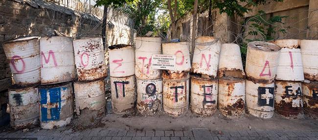 Những bức ảnh hiếm hoi về thị trấn ma tại Síp-6