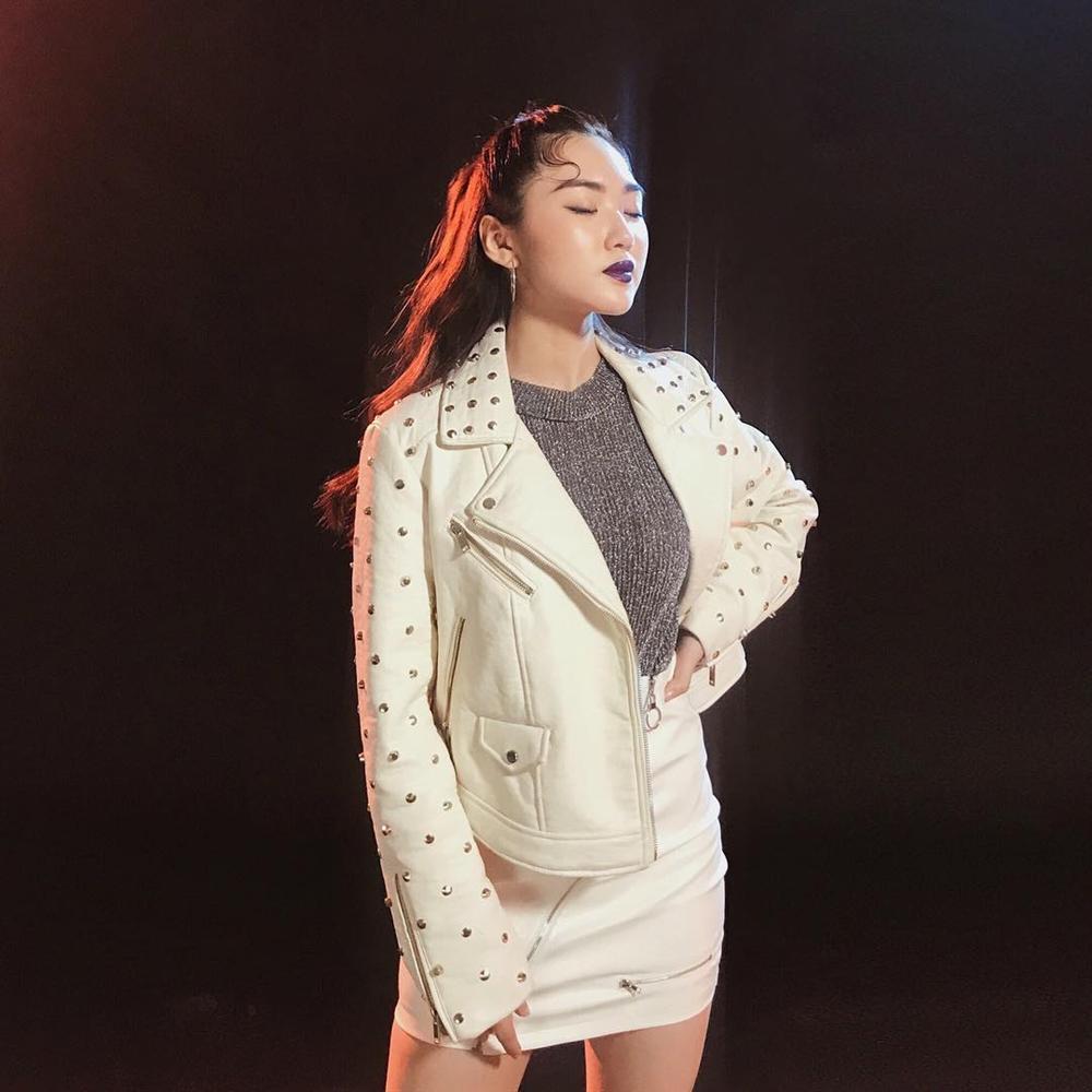 Gió lạnh về, tham khảo ngay bí kíp mặc đẹp từ street style của Chi Pu, Châu Bùi, Trinh Phạm đi thôi!-3