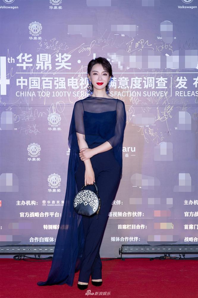 Đát Kỷ Ôn Bích Hà lộ mặt cứng đờ, đọ sắc bên các đàn em Trương Quân Ninh, Ngô Cẩn Ngôn-10