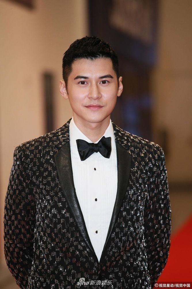 Đát Kỷ Ôn Bích Hà lộ mặt cứng đờ, đọ sắc bên các đàn em Trương Quân Ninh, Ngô Cẩn Ngôn-12