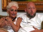 Bí mật giúp cụ bà 82 tuổi khiến bạn trai 39 tuổi đam mê nồng nàn