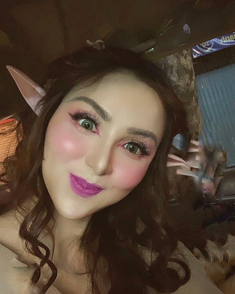 Hoa hậu Diễm Hương gây xôn xao với gương mặt bị nghiệp đoàn mạng nhận xét chẳng khác nào búp bê hư-8