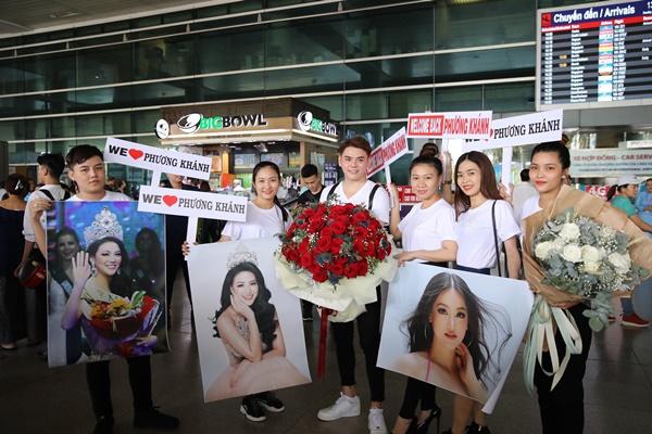 Hoa hậu Trái Đất 2018 Nguyễn Phương Khánh trở về Việt Nam trong vòng vây người hâm mộ-2