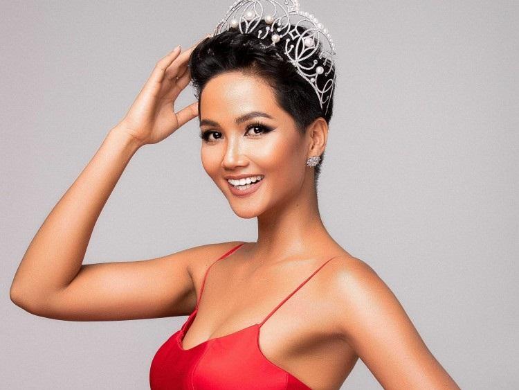 Hé lộ trang phục dạ hội của HHen Niê tại Hoa hậu Hoàn vũ 2018-10