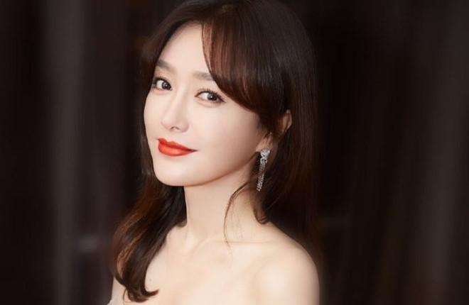 Phú Sát Tần Lam thoát nghi vấn thẩm mỹ nhờ ảnh 10 năm trước-3