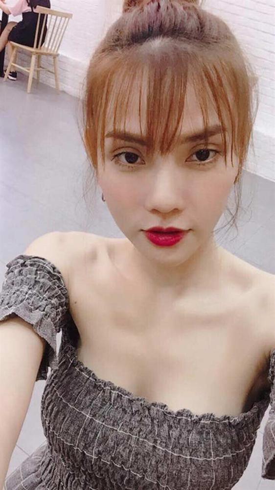 Ca sĩ Thu Thủy đẹp gấp bội sau biến cố hôn nhân nhờ thứ rẻ tiền dễ mua này-1