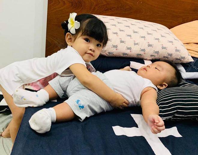 Ca sĩ Hải Băng lo lắng khi lại mang bầu sau 3 tháng sinh mổ-2