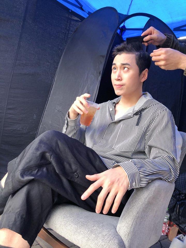 Không hẹn mà gặp cùng diện đồ đôi, chuyện Karik và hotgirl Sam đang cưa cẩm có phải tin đồn?-3