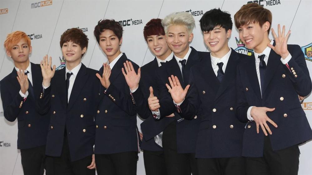 Mỹ nhân Cô dâu vàng bất ngờ xác nhận đang hẹn hò bạn diễn điển trai-3