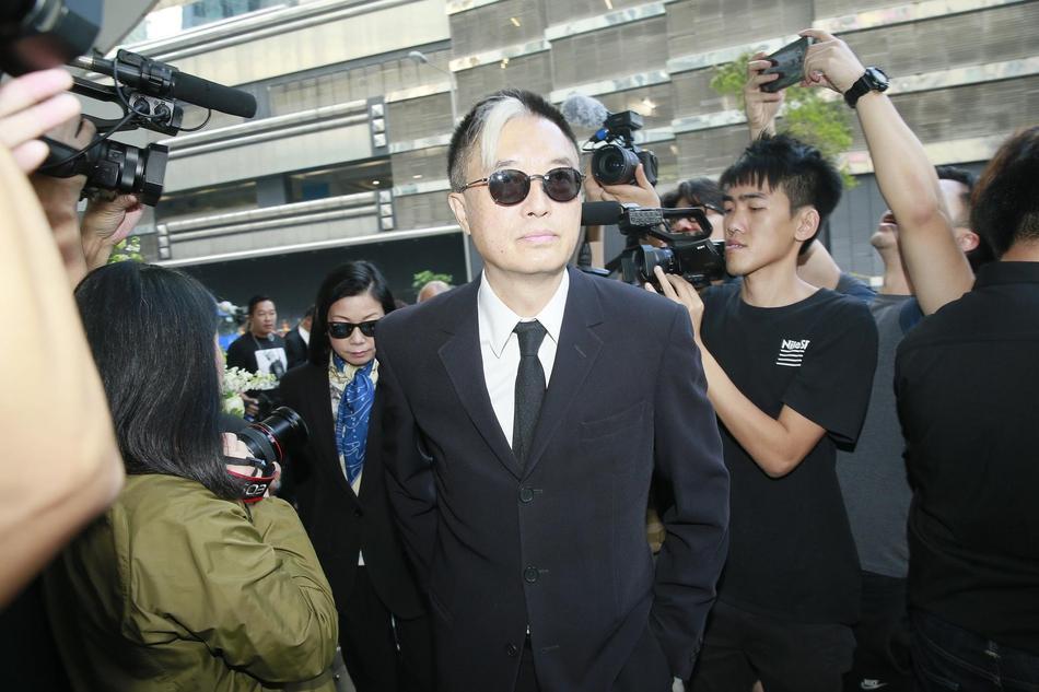 Tỷ phú Jack Ma, Trần Kiều Ân cùng nhiều nghệ sĩ vội vã đến Hong Kong dự tang lễ Kim Dung-10