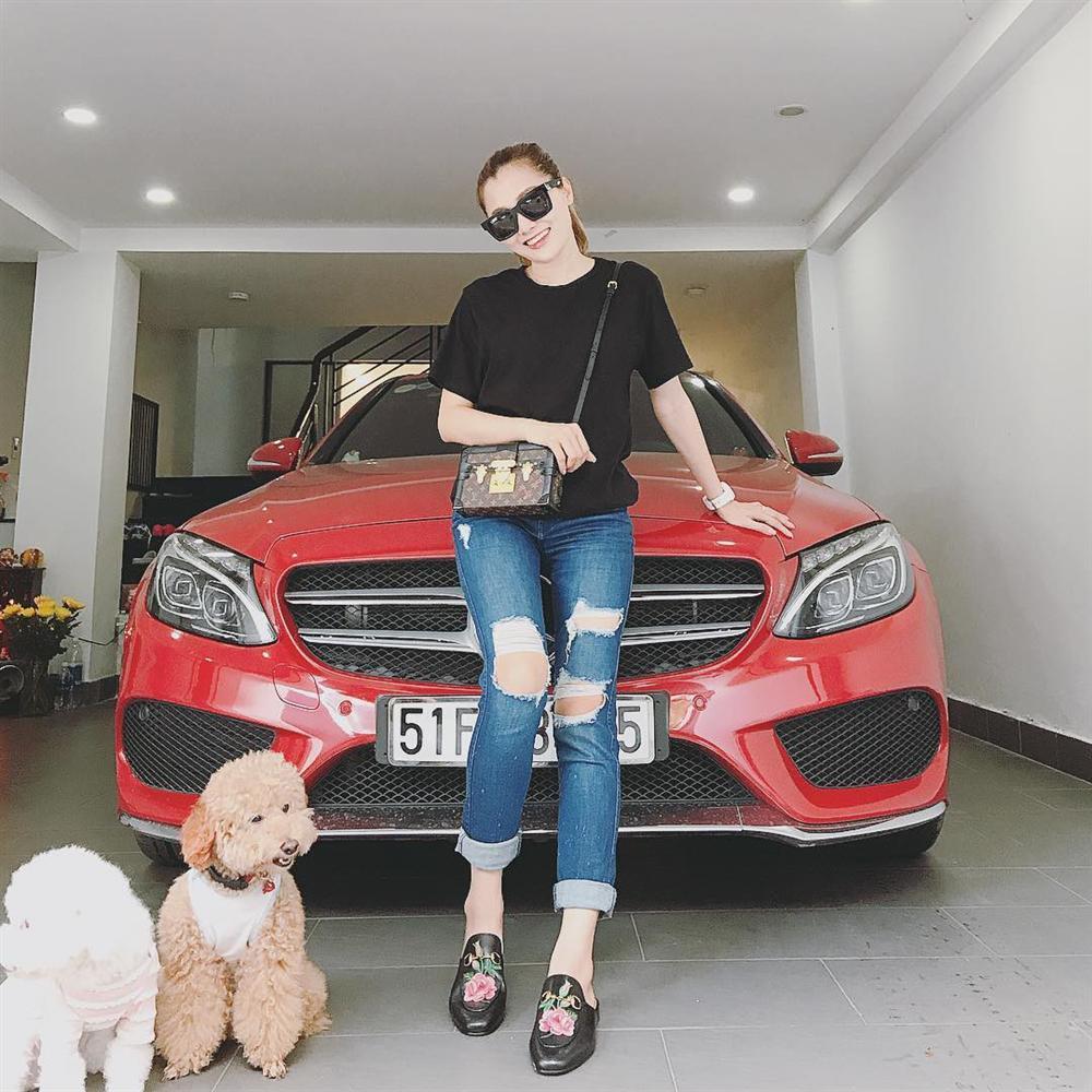 Cuộc sống em gái Quang Vinh sau khi lấy cơ trưởng giàu có-1