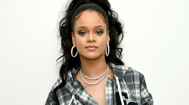 Rihanna, Adele và những nghệ sĩ cấm ông Trump sử dụng nhạc của mình-1