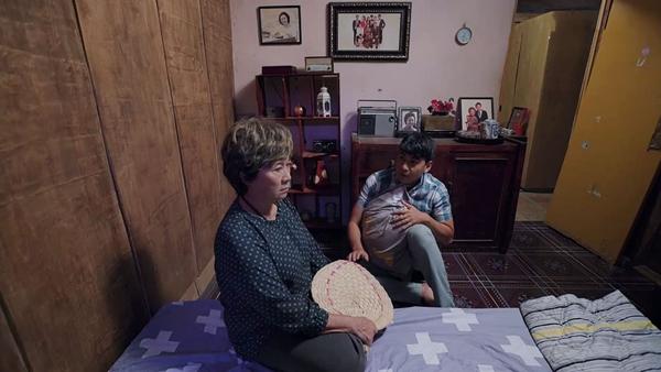 Gạo nếp gạo tẻ tập 83: Bức xúc với cô em dâu lười nhác, Hồng Vân nghĩ cách trừng trị cực thâm-4