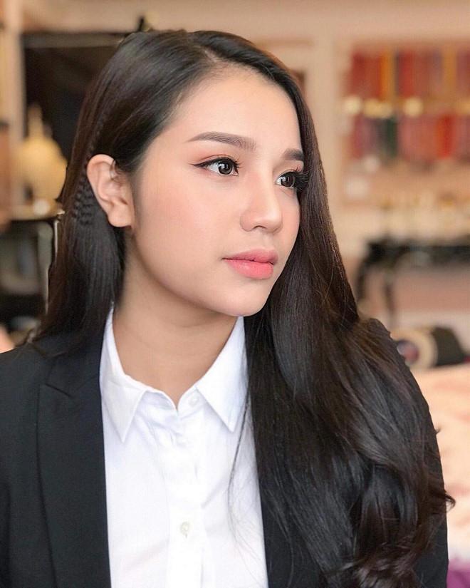 Bạn gái cầu thủ dự AFF Cup: Từ xinh đẹp, dịu dàng đến gợi cảm, cá tính-5