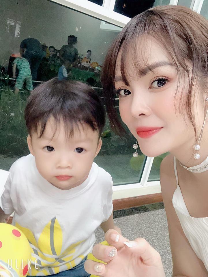 Tay trắng sau ly hôn chồng đại gia, Dương Cẩm Lynh đúng chuẩn phụ nữ đẹp nhất khi không thuộc về ai-12