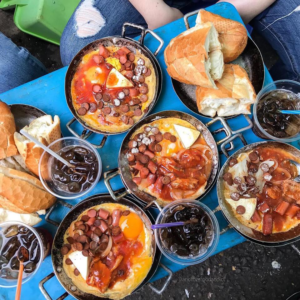 3 quán bánh mì chảo hấp dẫn ở TP.HCM cho bữa sáng đầy năng lượng-7