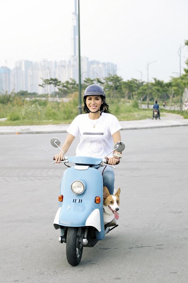 Phía sau hào quang showbiz ai ngờ có một Minh Tú giản đơn đến thế-7