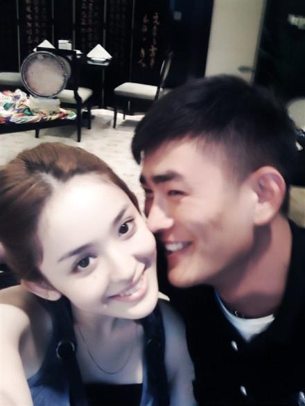 Mỹ nhân Tân Cương Cổ Lực Na Trát tiếp tục bị tung video nhạy cảm với bạn trai cũ thời đại học-9