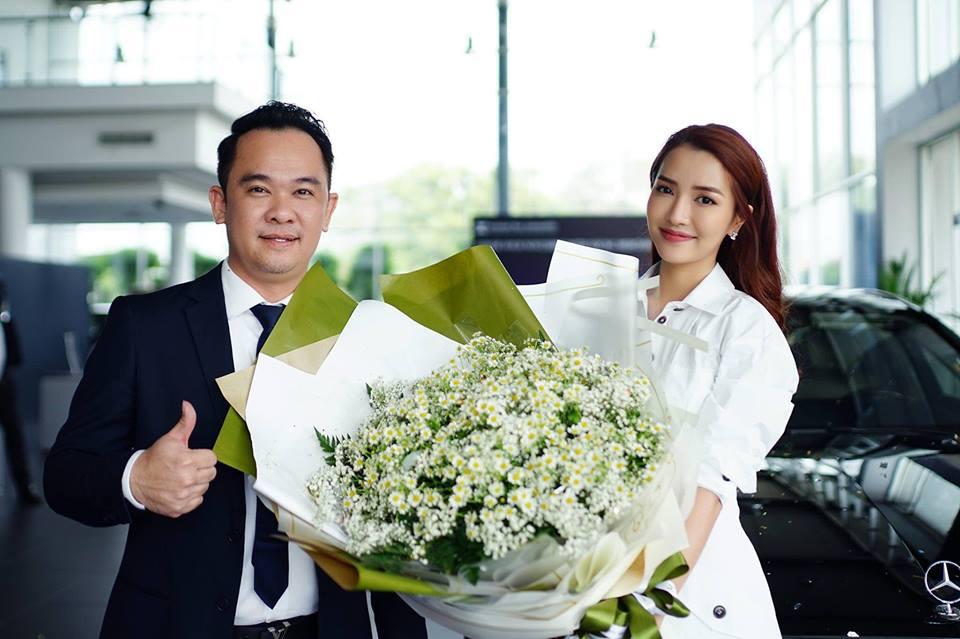 Không chỉ là tay chơi hàng hiệu khét tiếng, Đức Phúc - Bích Phương cùng lúc tậu xế hộp tiền tỷ khiến fan choáng váng-1