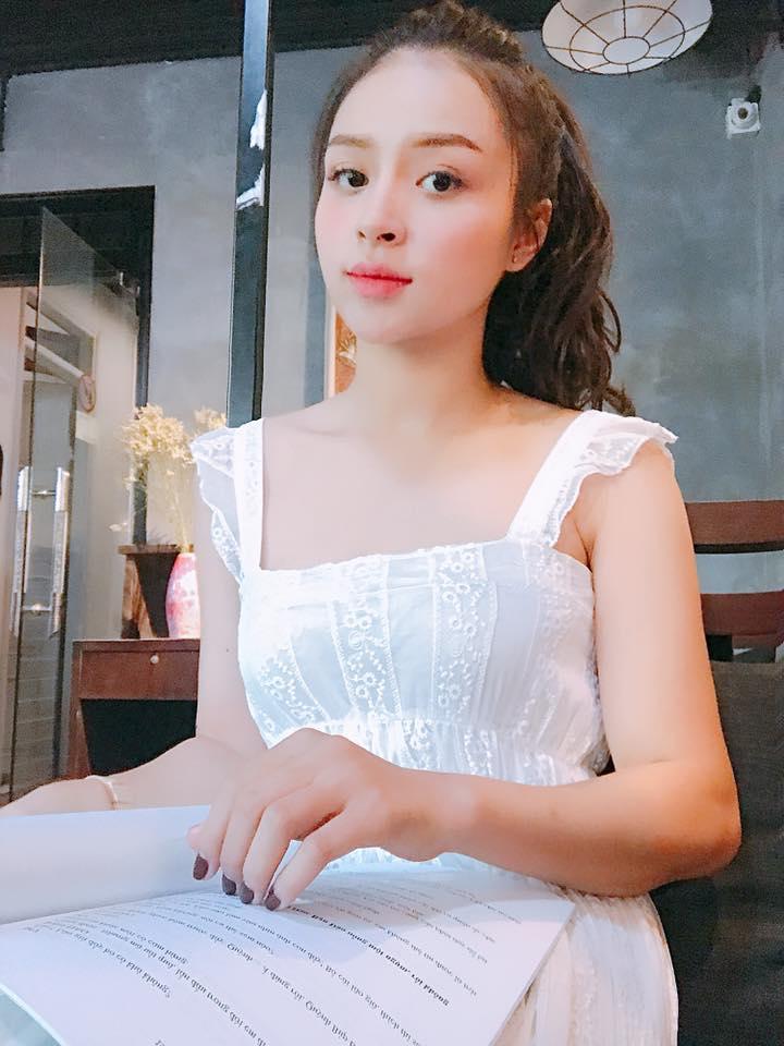 Hot girl xinh đẹp đẩy em gái Lan cave vào con đường bán dâm là ai?-20