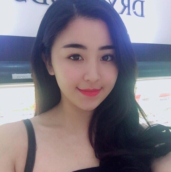 Gây shock khi để lộ gương mặt chi chít mụn, hotgirl bánh tráng thừa nhận bị kem trộn bức hại-2