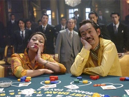 Bản sao Lý Tiểu Long: Nổi tiếng nhờ Châu Tinh Trì, hạnh phúc bên con gái trùm xã hội đen-10