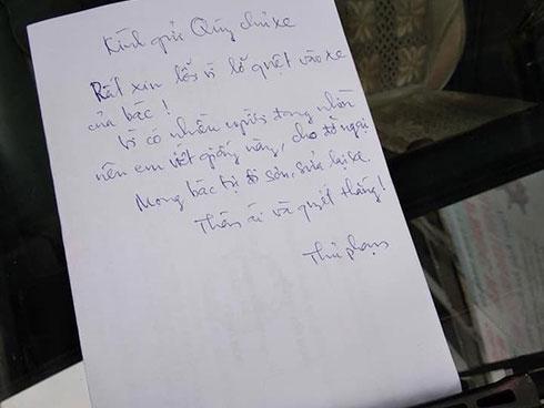 Góc đáng yêu: Đâm vào xe người khác nhưng lại khóc to hơn khổ chủ, 2 cậu bé được phong thánh hối lỗi-3