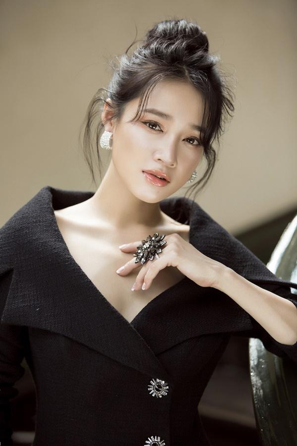 Ngạc nhiên chưa: Nhã Phương gây sốc với vòng 2 phẳng lì như chưa hề mang thai-9