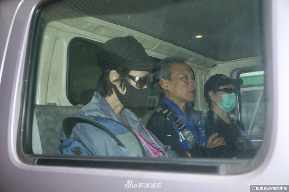 Buồn sao khi lễ hỏa táng của mỹ nhân một thời Lam Khiết Anh chỉ có 5 người tham dự-5