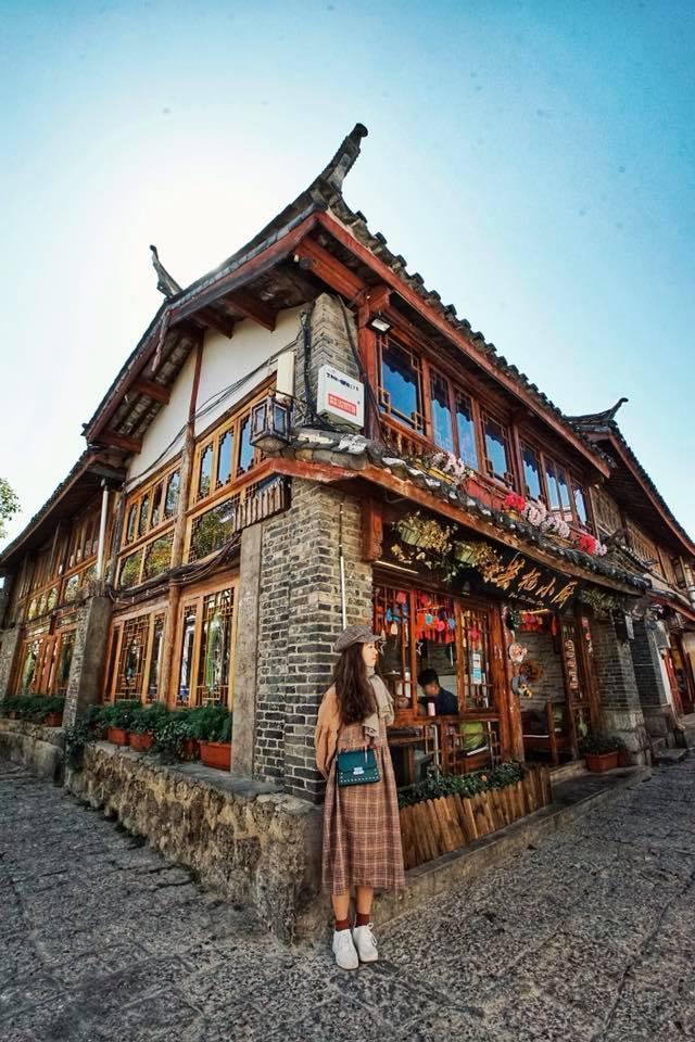 Quay clip chất phát ngất giữa tuyết rơi, cô nàng 9X khiến giới trẻ mơ một lần đến núi Ngọc Long - thiên đường tuyết phủ quanh năm-1