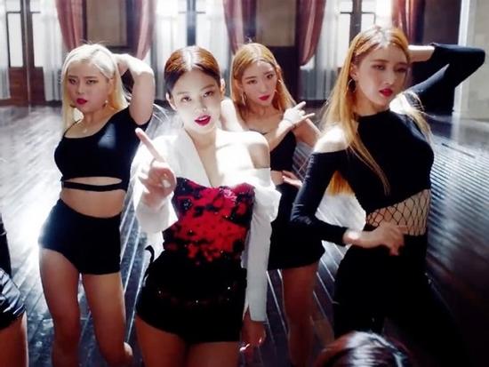 Đã có bản choreography của 'Solo': Cùng soi vũ đạo từ Jennie (BlackPink) nào!