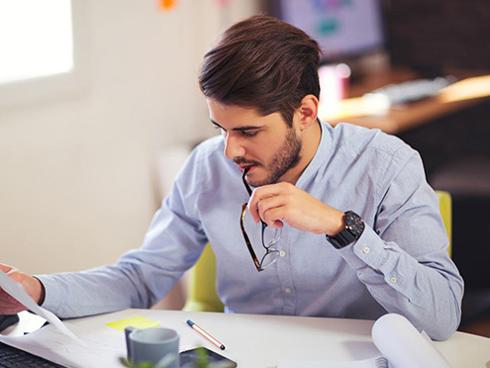 Các chòm sao luôn đặt chế độ ưu tiên cho người yêu xuống tận cùng danh sách