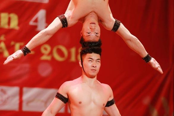 Quốc Cơ - Quốc Nghiệp đã hoàn thành phần biểu diễn kịch tính, chờ xác lập kỷ lục Guinness mới-1