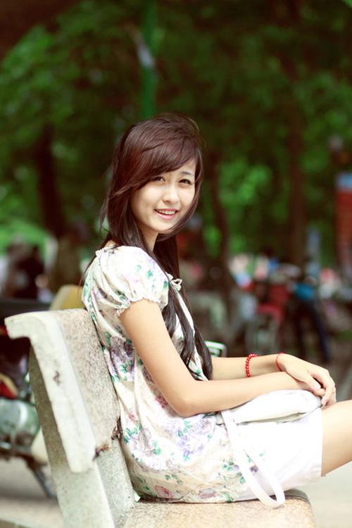 Sau trăm lần phủ nhận dao kéo dù mặt cứng đơ như tượng, Hà Lade thú thật phẫu thuật thẩm mỹ lần đầu tiên-11